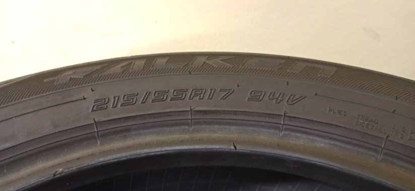 Falken 215/55 R17 94V 3mm (Použité)
