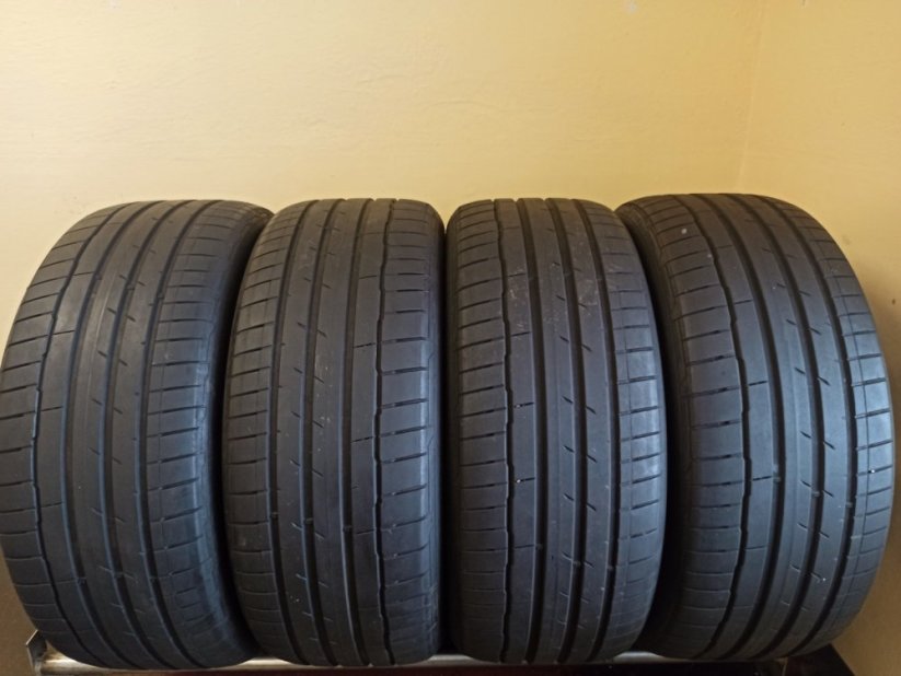 Hankook Ventus S1 evo 3 Seal Guard 225/45 R20 101T 4,5 mm (Bazarové)
