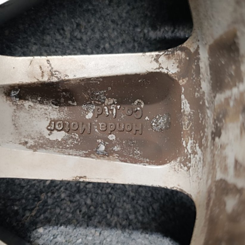 ALU kola Honda Civic, letní pneu 205/55 R16