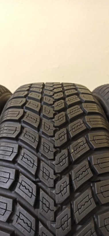 Davanti Alltoura 4 Seasons 165/60 R15 77T 7-7,5mm (Bazarové)