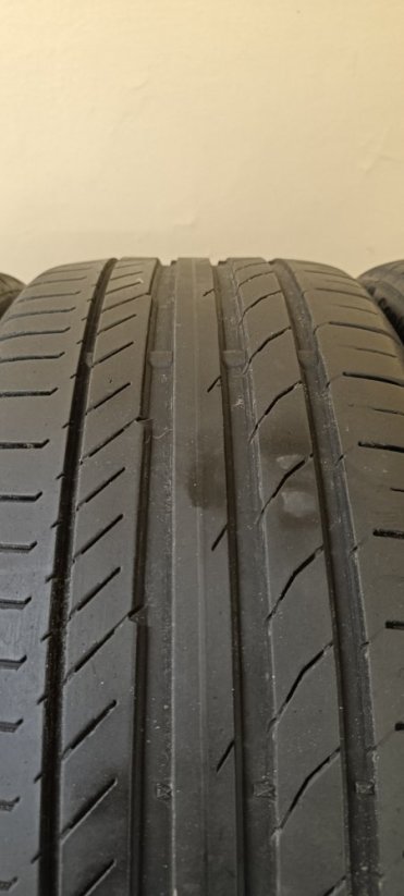 Continental Conti Sport 5 215/40 R18 89W 5 mm (Bazarové)