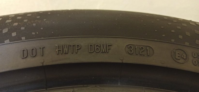 Continental Sport Contact 6 285/40 R22 110Y 4,5 mm (Bazarové)