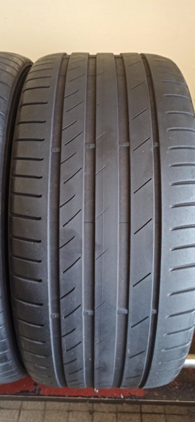 Kumho Eesta PS71 275/35 R20 102Y 3,5 - 5 mm (Použité)