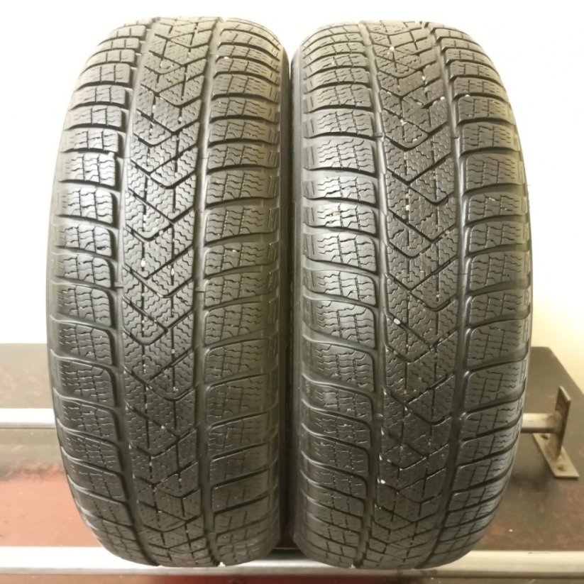 Pirelli 205/55 R17 91H 6-6,5mm (Bazarové)