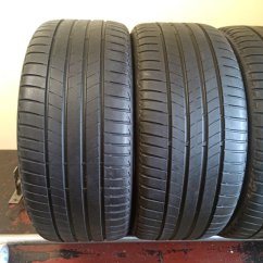 Bridgestone 245/40 R19 94W 2x 4-5mm a 2x 3,5-4,5mm (Bazarové)
