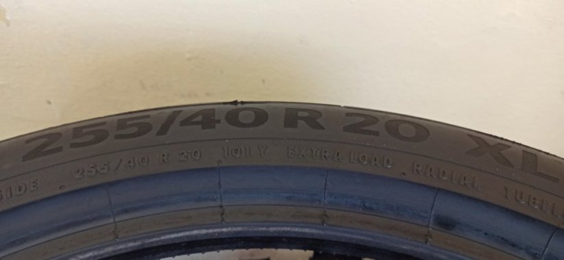 Continental SportContact 255/40 R20 101Y 3,5-4,5mm (Použité)