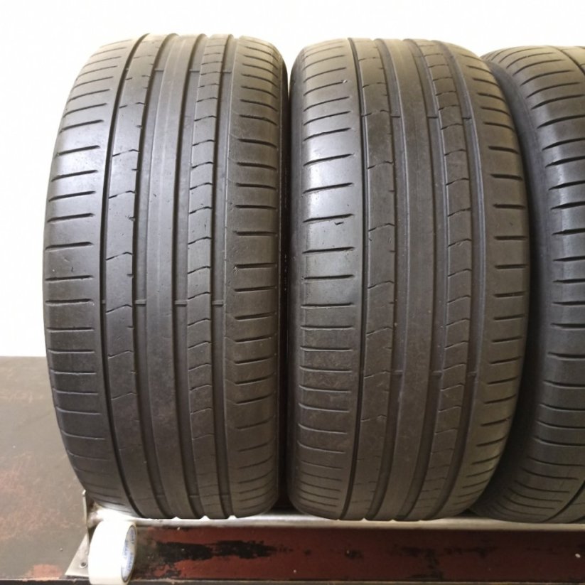 Dvourozměr Pirelli P Zero 275/45 R20 + 305/40 R20 (Použité)