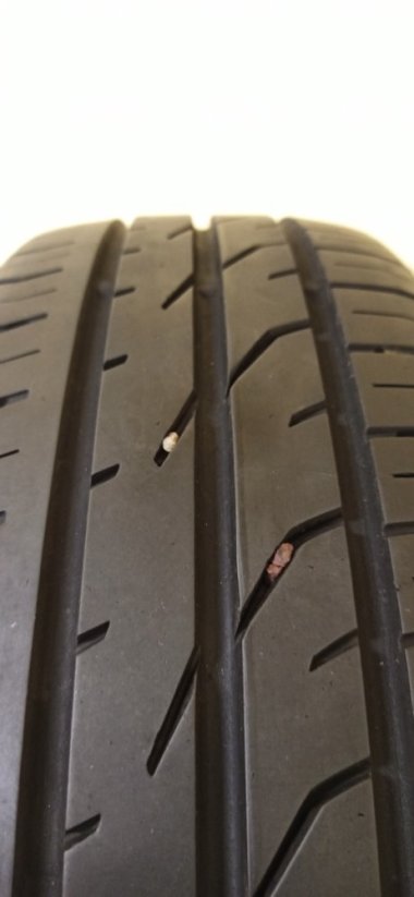 Continental ContiPremium 195/65 R15 91H 5,5-6,5 mm (Použité)