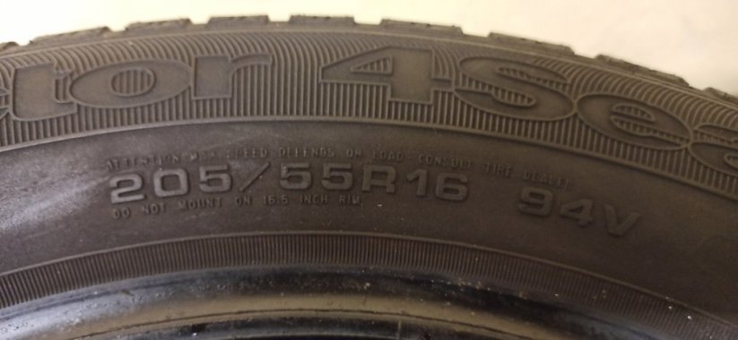 Goodyear Vector 4 Seasons 205/55 R16 94V 5 - 6 mm (Použité)