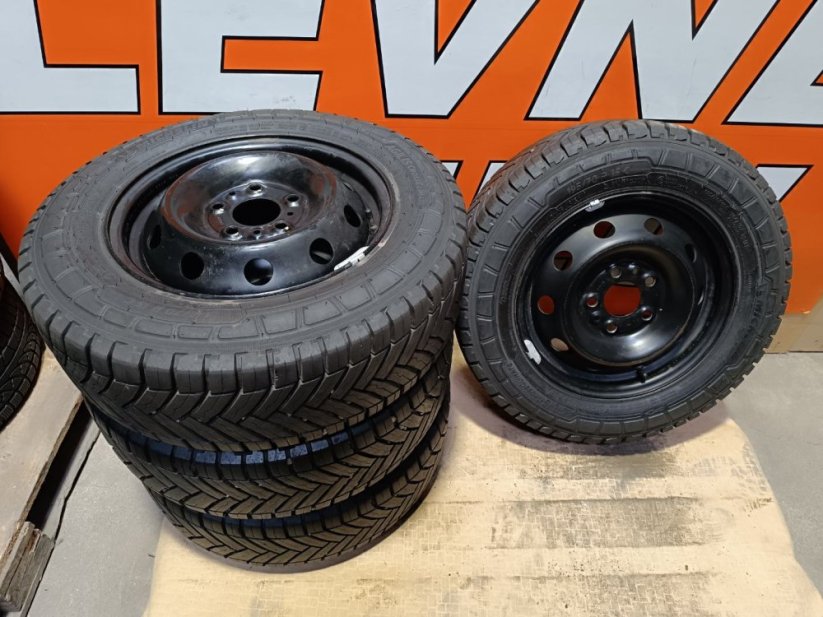 Kompletní celoroční kola na Fiat Ducato 195/70R15C
