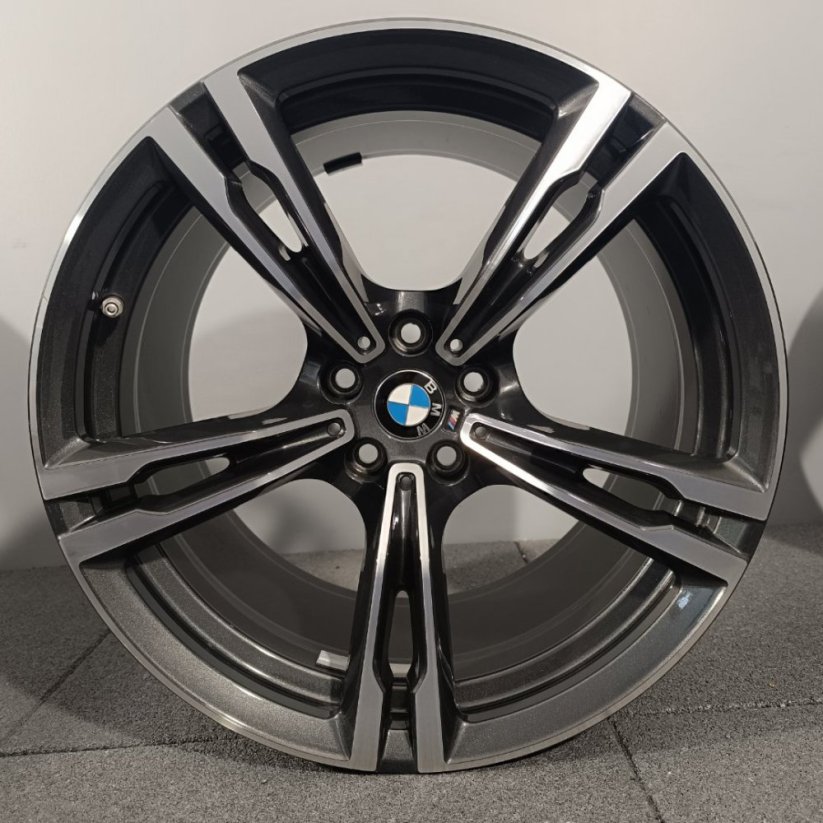 Alu kola BMW M5 (F90) dvourozměr 9,5'' + 10,5x19''