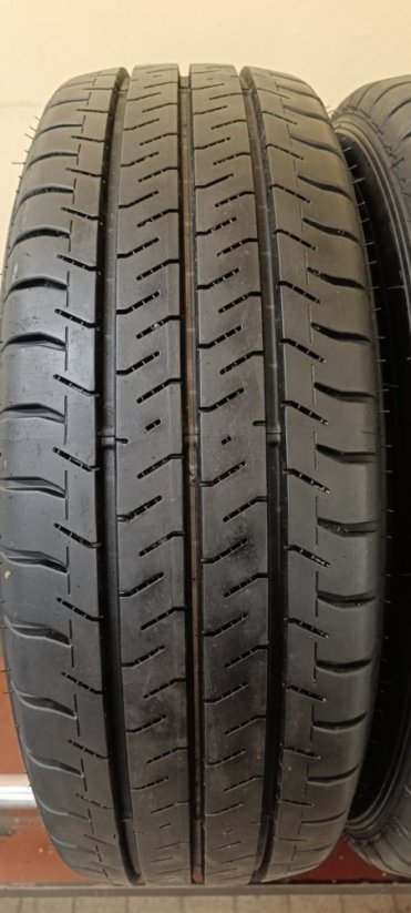 Falken Linam Van01 205/65 R16C 107/105T 8 mm (Použité)