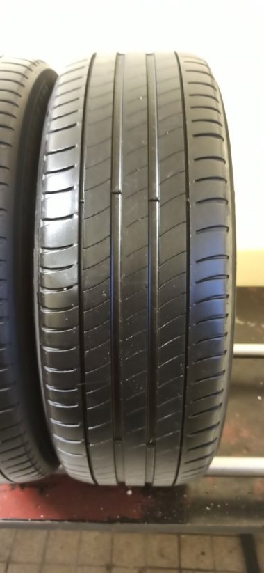 Michelin Primacy 3 205/55 R17 95V 4-4,5mm (Bazarové)