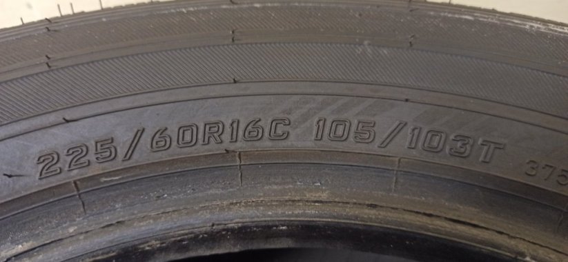 Falken EUROWINTER VAN 01 225/60 R16C 9mm (Bazarové)