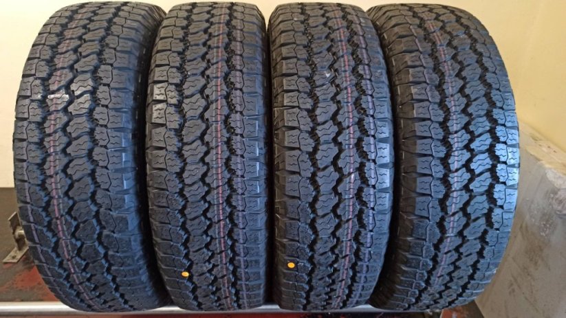 Goodyear 215/70 R16 104T 9,5mm (Bazarové)