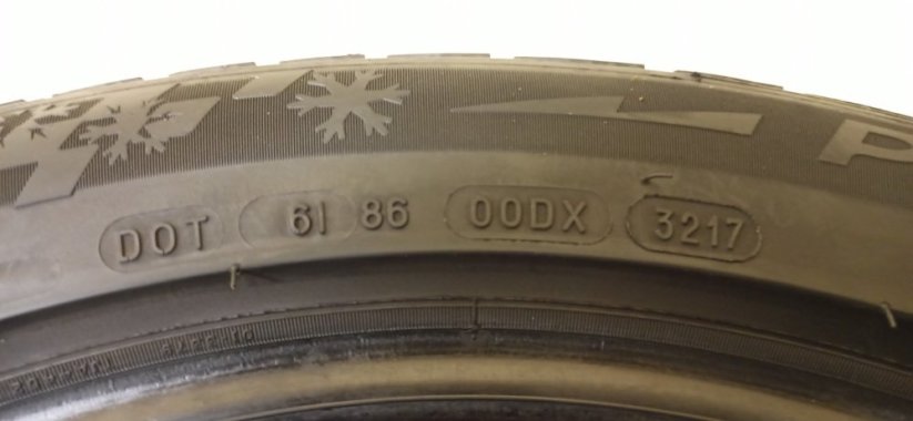 Michelin Pilot Alpin PA4 285/40 R19 103V 5 - 6 mm (Bazarové)