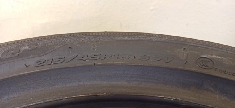 Hankook Ventus Prime 3 215/45 R18 89V 7,5 mm (Bazarové)