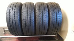 Pirelli 225/70 R15C 112/110S 5,5 - 6,5 mm (Použité)