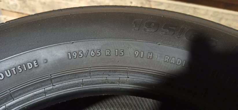 Point S 195/65 R15 91H 2x7mm 2x6mm (Bazarové)