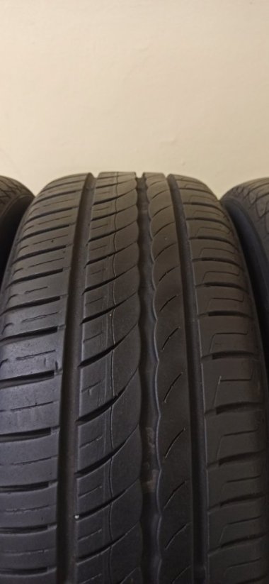 Pirelli Cinturato Verde 185/55 R15 82H 5 - 5,5 mm (Použité)
