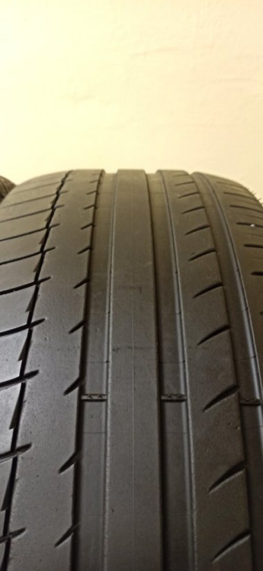 Michelin 255/45 R20 101W 4mm (Použité)