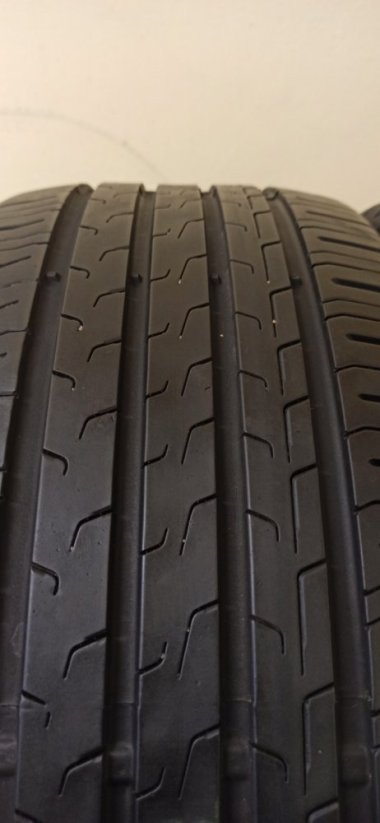 Continental EcoContact 6 225/45 R17 91V 5,5 mm (Použité)