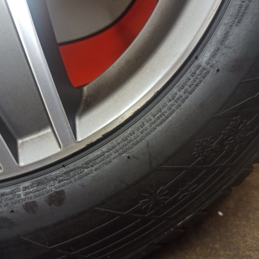 ALU kola Ronal 5x112, ET45, zimní pneu 235/60 R17