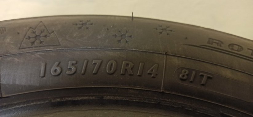Dunlop Winter Response 2 165/70 R14 81T 5,5 -6,5mm (Bazarové)