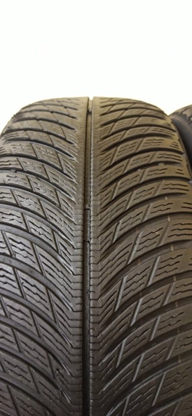 Michelin Pilot Alpin 5 235/55 R17 103V 4,5 - 5 mm (Bazarové)