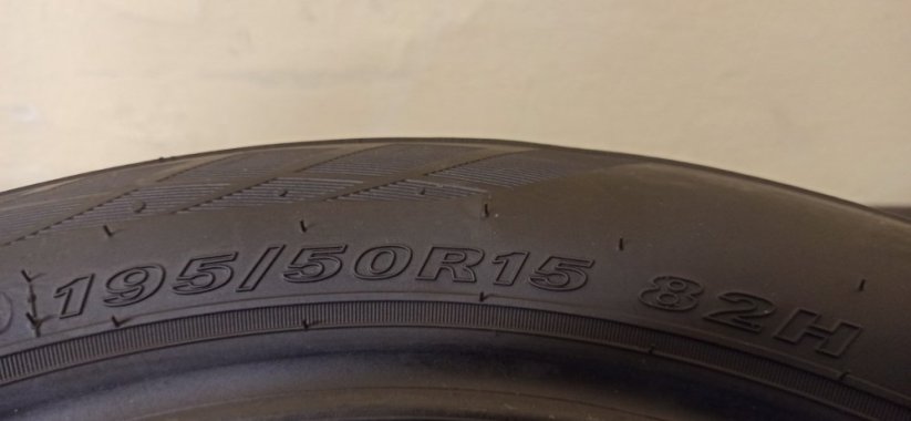 Nexen Winguard Snow´6 WH2 195/50 R15 82H 7,5mm (Bazarové)