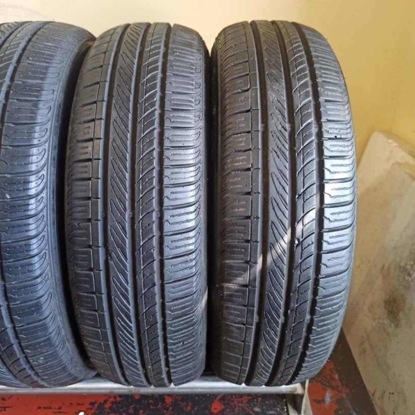 Nexen 175/65 R14 82T 5,5-6mm (Použité)