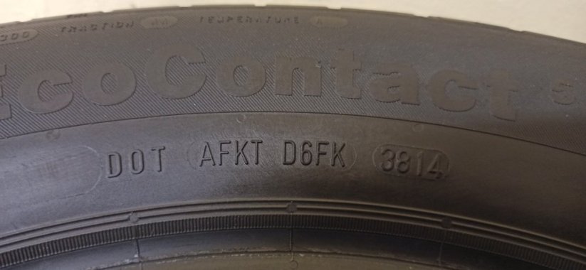 Continental Conti Eco 215/60 R17 96H 4 - 5 mm (Použité)