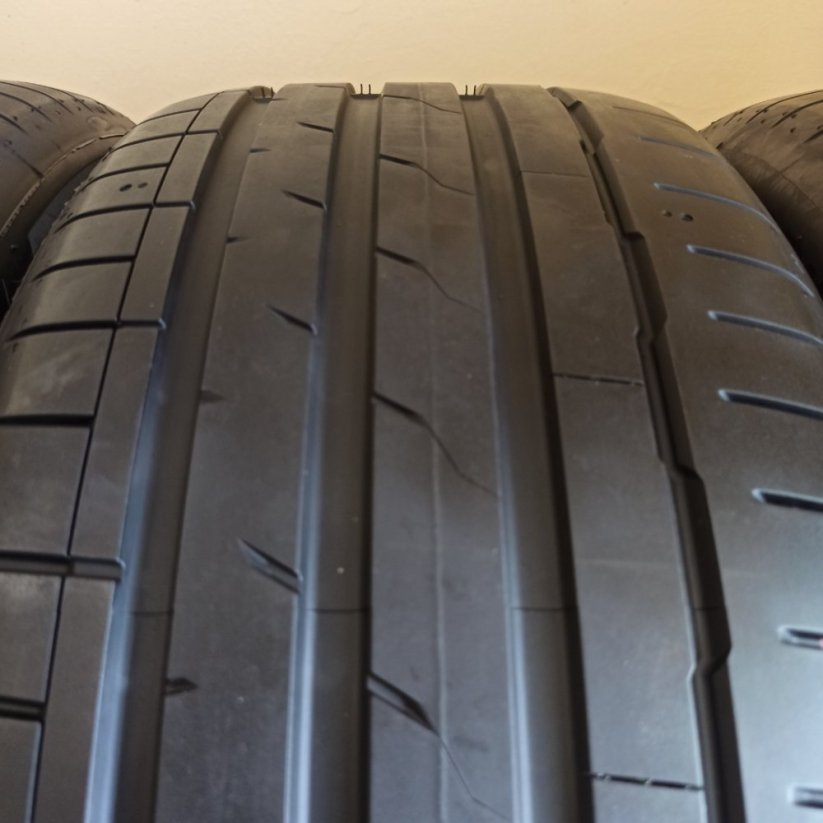 Hankook Sound Absorber 255/45 R19 104W 5,5-6,5 mm (Bazarové)