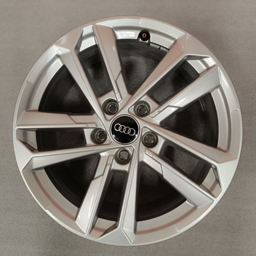 Originální alu kola na Audi A3, S3 6,5Jx17'', ET43