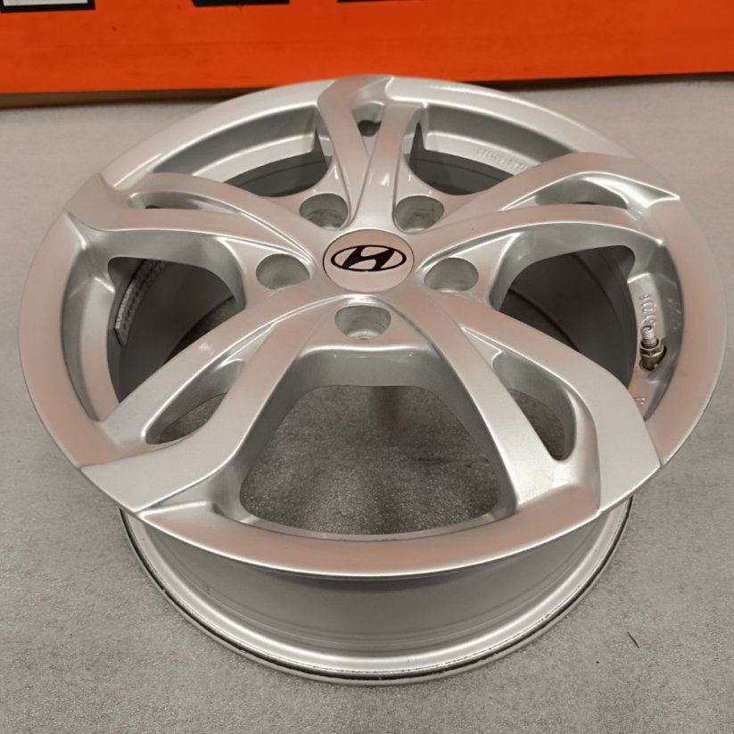 Originální alu kola na Hyundai 6,5Jx16'' , ET45