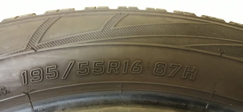 Falken Eurowinter HS01 195/55 R16 87H 5,5 - 6 mm (Použité)