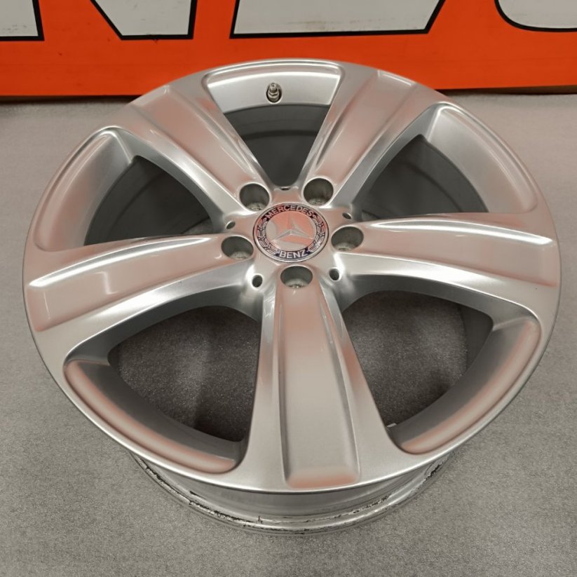 Alu kola Mercedes GLC 8Jx18'' , ET38 TOP STAV