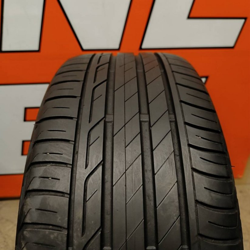 ALU kola Volkswagen Golf VII +letní pneu 225/45/17