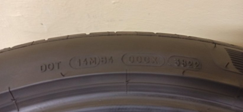 Letní dvourozměr Michelin 275/35 R20 + 285/35 R20 (Použité)