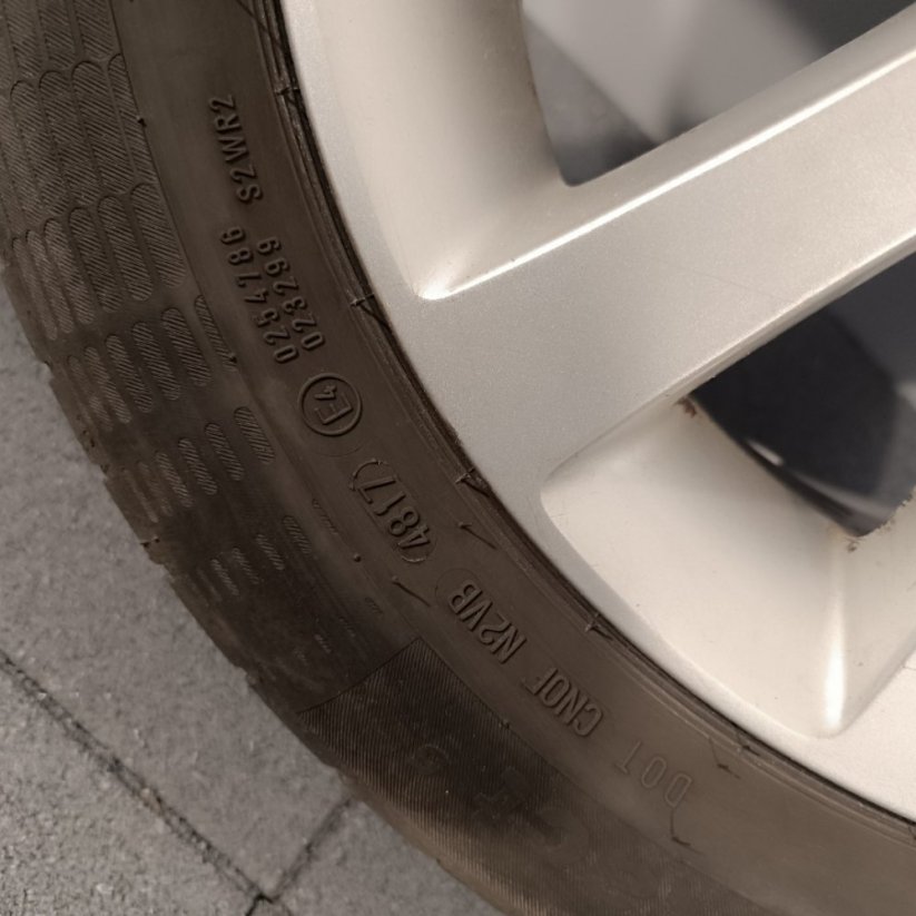 ALU kola Honda Civic, letní pneu 205/55 R16