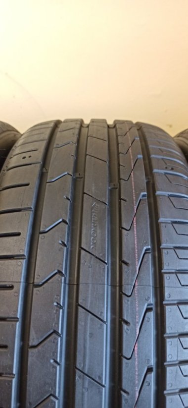 Hankook Ventus Prime 3 195/45 R16 84H 6,5mm DEMO (Bazarové)