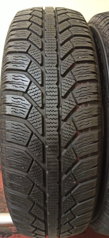 Semperit Master - Grip 2 175/70 R14 84T 5 mm (Použité)