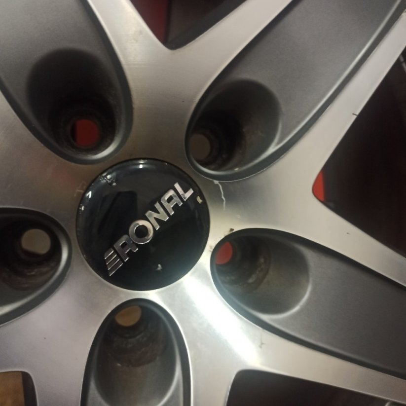 ALU kola Ronal 5x112, ET45, zimní pneu 235/60 R17