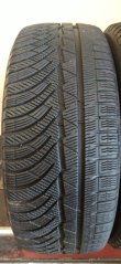 Michelin Pilot Alpin PA4 225/50 R18 99V 4,5-5,5mm (Bazarové)