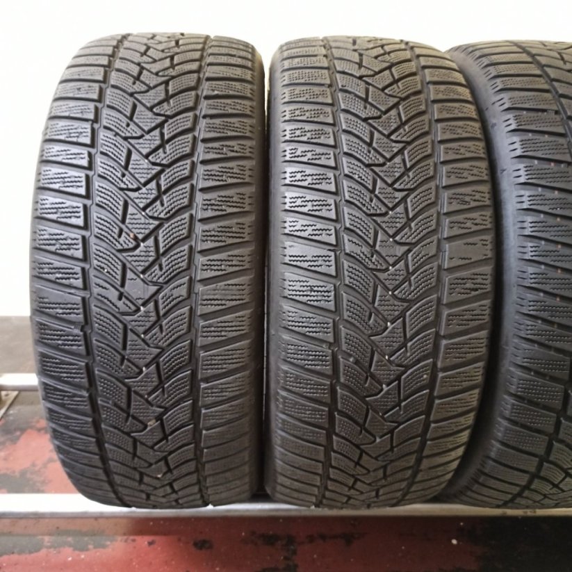 Dunlop Winter sport 5 225/45 R18 95V 4 - 6 mm (Použité)