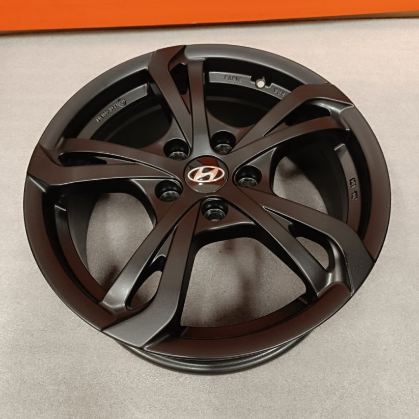 Originální alu kola Hyundai Santa Fe 7Jx17'' ET47