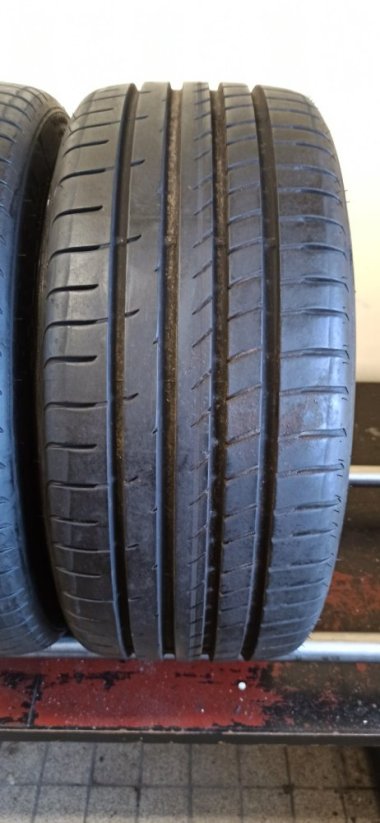 Goodyear Eagle F1 205/40 R17 84Y 6,5mm (Použité)