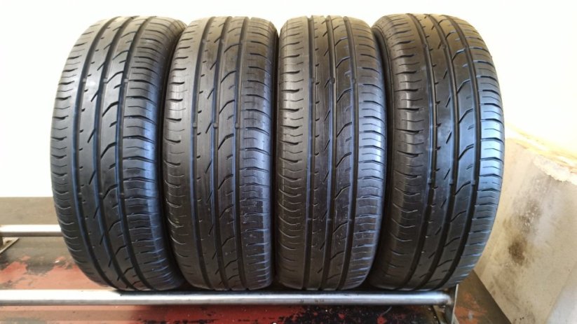 Continental 185/60 R15 84T 2x5,5-6mm 2x4,5-5,5mm (Použité)