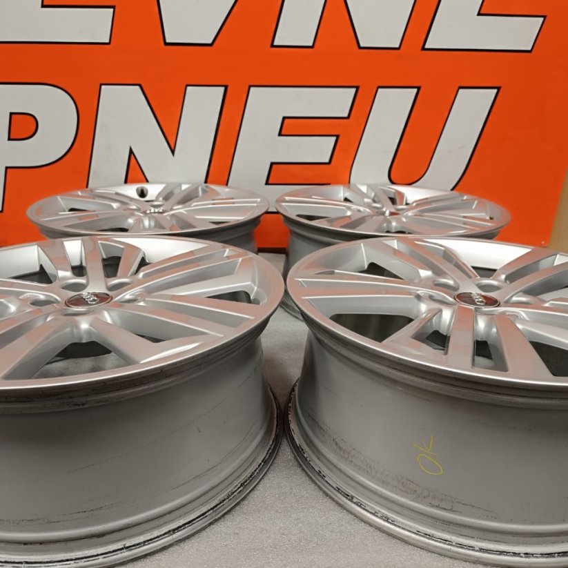 Originální alu kola Audi Q5, SQ5 8Jx20 ,ET39