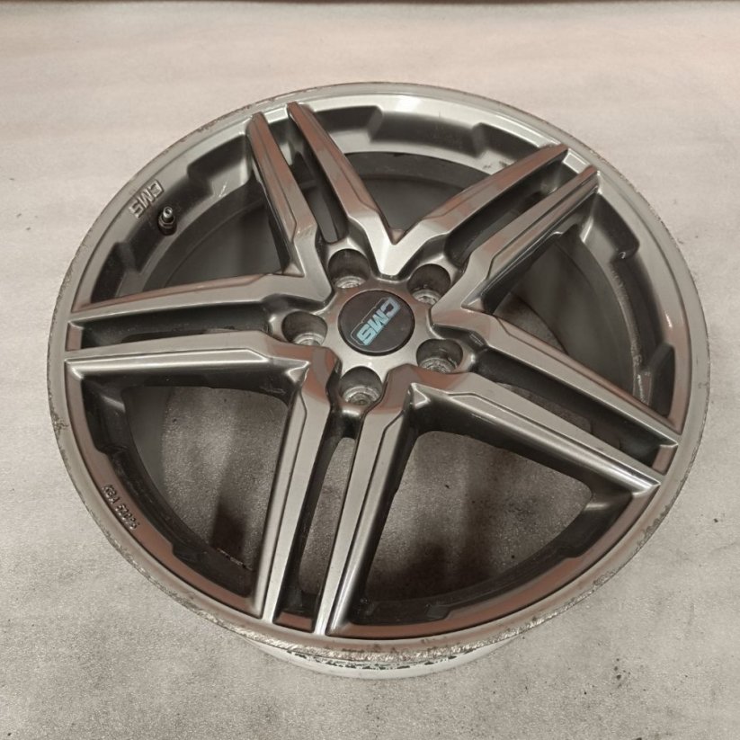 Alu kola CMS 8Jx18'' , R18 , 5x114,3 , ET45